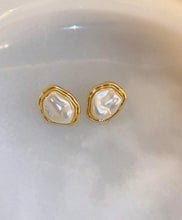 Load image into Gallery viewer, Ely Earrings