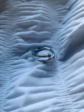 Nail Ring (Silver)